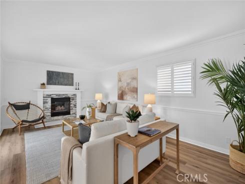 1301 Lakeside Lane, Huntington Beach, CA