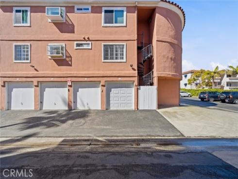 409 Utica D34 D34 , Huntington Beach, CA
