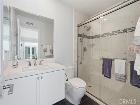19545  Woodlands Dr  , Huntington Beach, CA