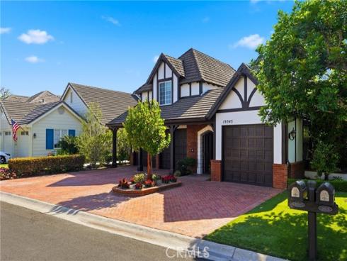 19545  Woodlands Dr  , Huntington Beach, CA
