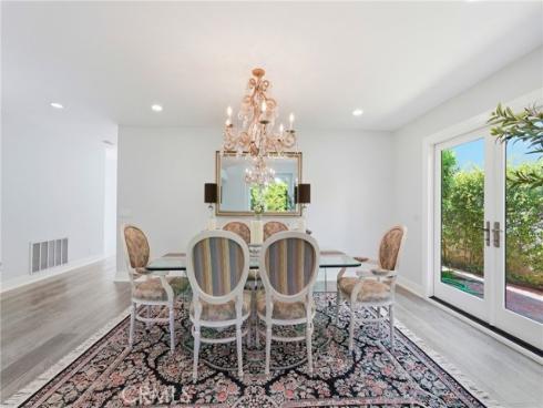 19545  Woodlands Dr  , Huntington Beach, CA