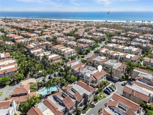 19256  Seabrook   Lane, Huntington Beach, CA
