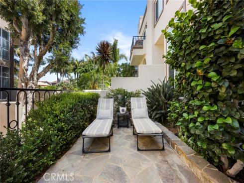 19256  Seabrook   Lane, Huntington Beach, CA