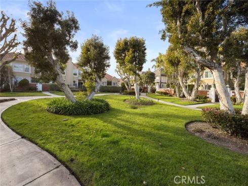 19256  Seabrook   Lane, Huntington Beach, CA