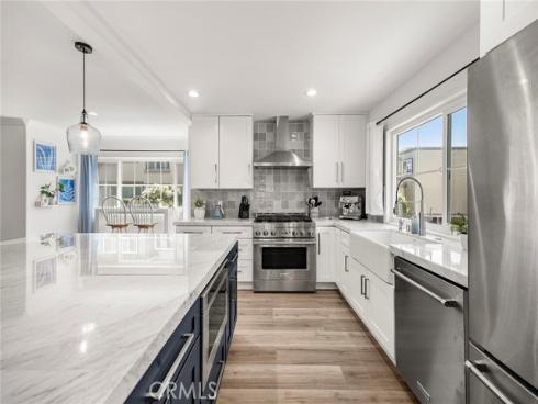 19256  Seabrook   Lane, Huntington Beach, CA