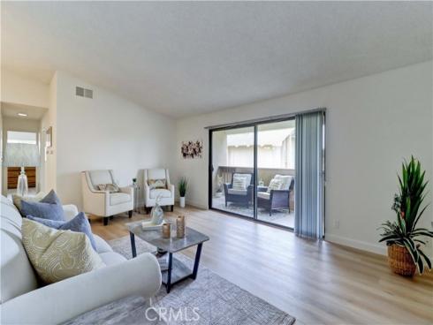 8877 Lauderdale 210-G Court, Huntington Beach, CA