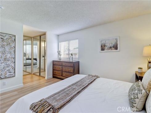 8877 Lauderdale 210-G Court, Huntington Beach, CA