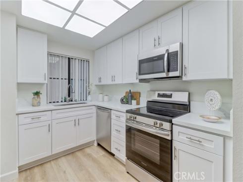 8877 Lauderdale 210-G Court, Huntington Beach, CA