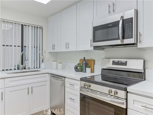 8877 Lauderdale 210-G Court, Huntington Beach, CA