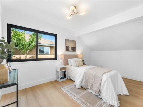 10091 Edye Drive, Huntington Beach, CA