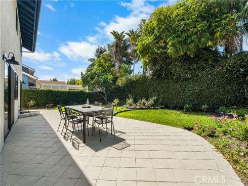 10091 Edye Drive, Huntington Beach, CA