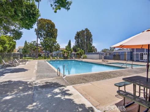 10207  Ascot   Circle, Huntington Beach, CA