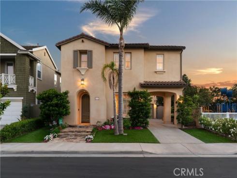 6572 Beachview Drive, Huntington Beach, CA