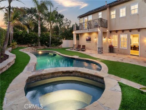 6572 Beachview Drive, Huntington Beach, CA