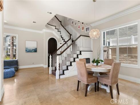 6572 Beachview Drive, Huntington Beach, CA
