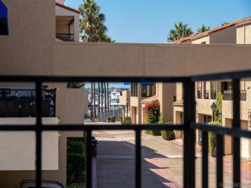 3231 Francois 73 , Huntington Beach, CA