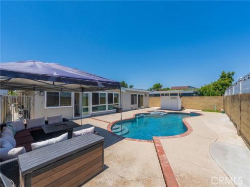 19202 Hickory , Huntington Beach, CA