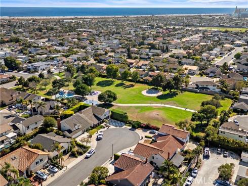 21791 Summerwind , Huntington Beach, CA