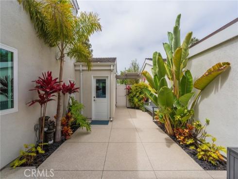 7175 Riptide , Huntington Beach, CA