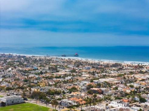 7175 Riptide , Huntington Beach, CA