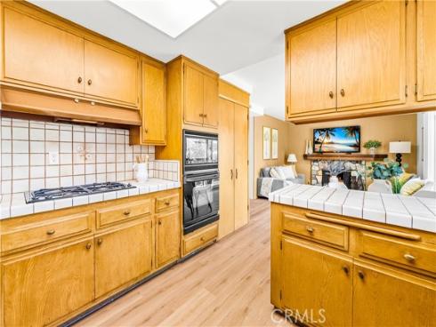 15802 Wicklow , Huntington Beach, CA