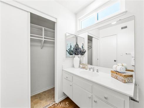 15802 Wicklow , Huntington Beach, CA
