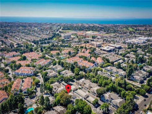 19342 Sunray 104 Lane, Huntington Beach, CA