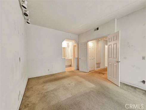 19342 Sunray 104 Lane, Huntington Beach, CA