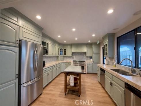 16421 Haiku Lane, Huntington Beach, CA