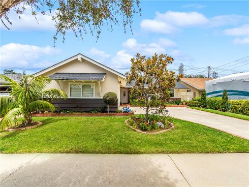 10441 Sunday , Huntington Beach, CA