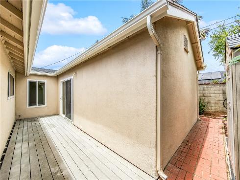 10441 Sunday , Huntington Beach, CA