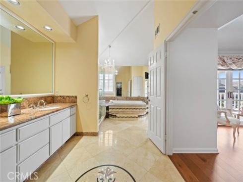 4185 Shorebreak , Huntington Beach, CA