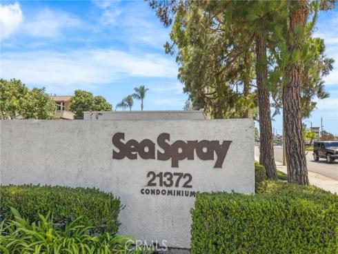 21372 Brookhurst 234 , Huntington Beach, CA