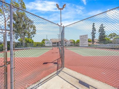 21372 Brookhurst 234 , Huntington Beach, CA