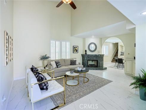 320  7th  , Huntington Beach, CA
