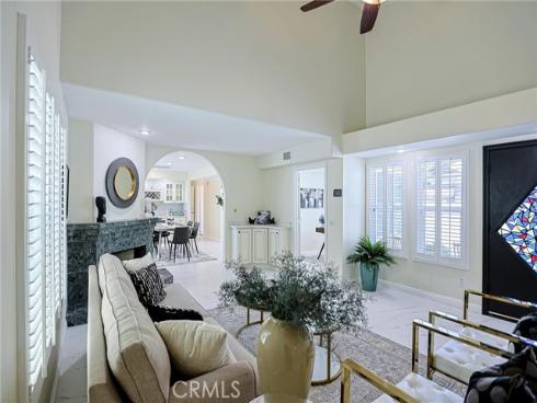 320  7th  , Huntington Beach, CA