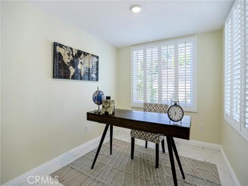 320  7th  , Huntington Beach, CA