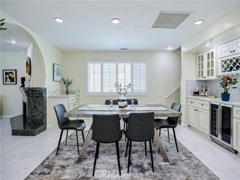 320  7th  , Huntington Beach, CA