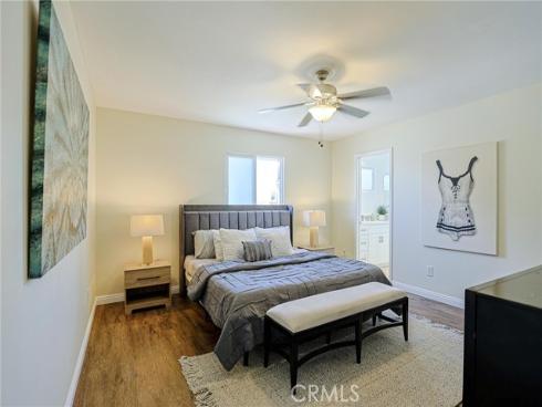 320  7th  , Huntington Beach, CA