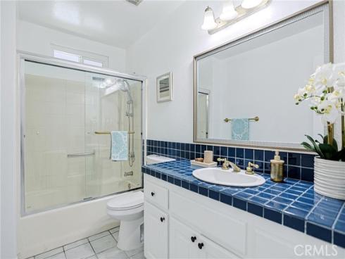 320  7th  , Huntington Beach, CA