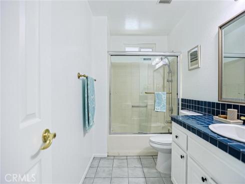 320  7th  , Huntington Beach, CA