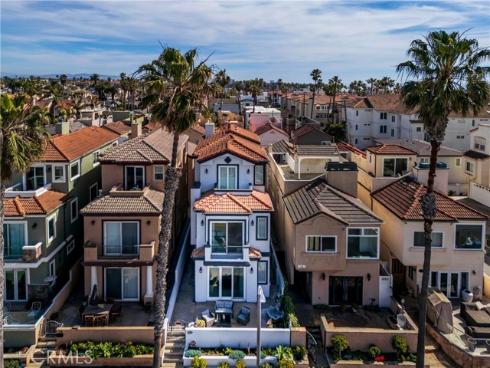 116 11th , Huntington Beach, CA
