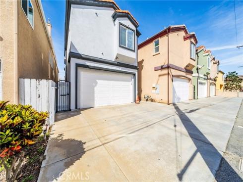 116 11th , Huntington Beach, CA