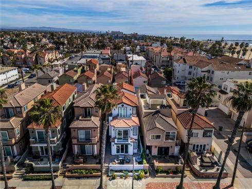116  11th  , Huntington Beach, CA