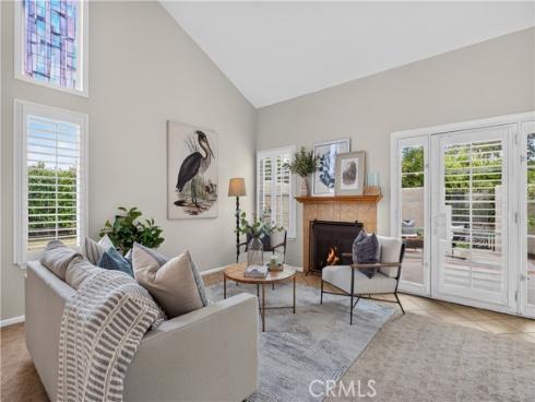 8488 Oakstone Circle, Huntington Beach, CA