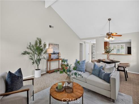 8488 Oakstone Circle, Huntington Beach, CA