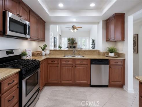 8488 Oakstone Circle, Huntington Beach, CA
