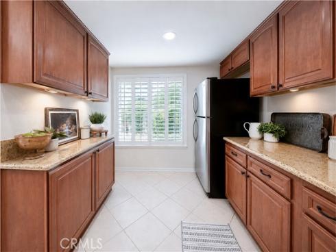 8488 Oakstone Circle, Huntington Beach, CA