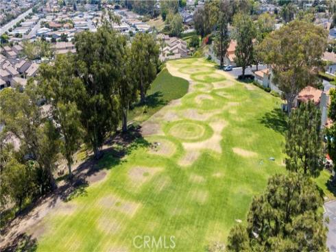 8488  Oakstone   Circle, Huntington Beach, CA