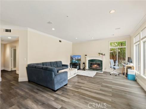 18682  Jockey   Circle, Huntington Beach, CA